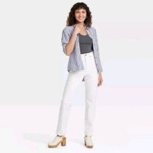 NWT Universal Thread 90’s Vintage Straight Winter White Jeans size 0